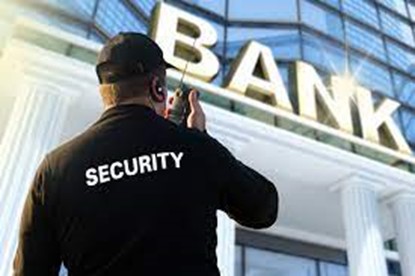 حارس الأمن الخاص الاولوية الاولى للبنوك